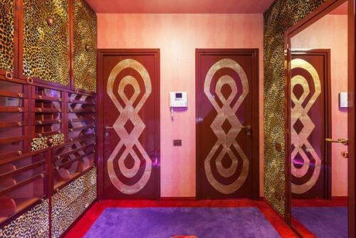 Площадь квартир - 210 кв. 04