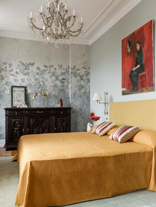 Старинный фонд в самом сердце Петербурга диктует свои правила. 08