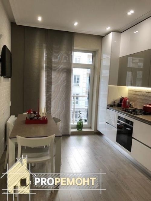 Идеи дизайна брали в интернете и, в результате, у нас получился вот такой ремонт. 02