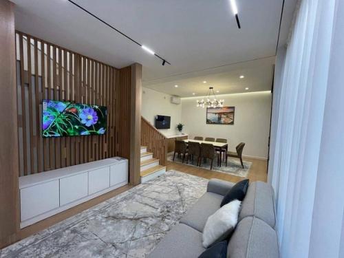 Коттедж после капитального ремонта под продажу. 01