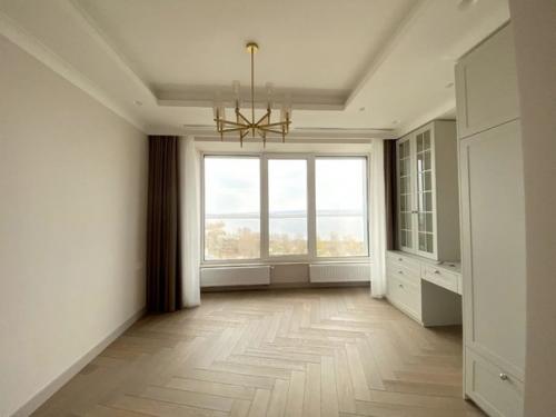 Видовая 3-х комнатная квартира площадь: 126 м, терраса 10 кв. 06