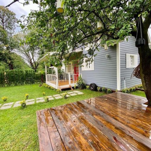 Школа ремонта.  Небольшой домик с хорошей организацией внутри. 06