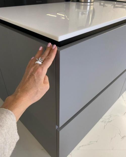 Кухня готова.  Ну вот такая красотища получилась. 03