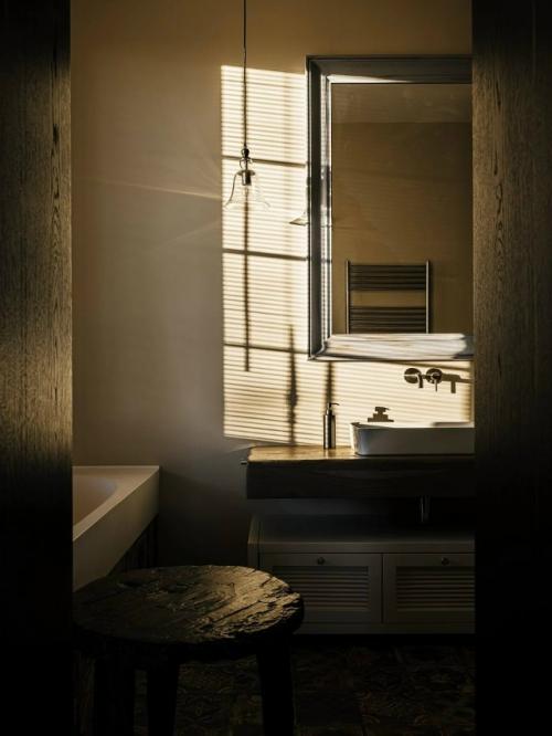 Это воплощение спокойствия, уюта и теплой, солнечной атмосферы французской деревни. 01