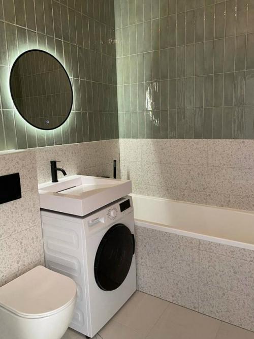 Выбор дизайна ванной комнаты - это индивидуальное решение, которое зависит от личных предпочтений и образа жизни. 07