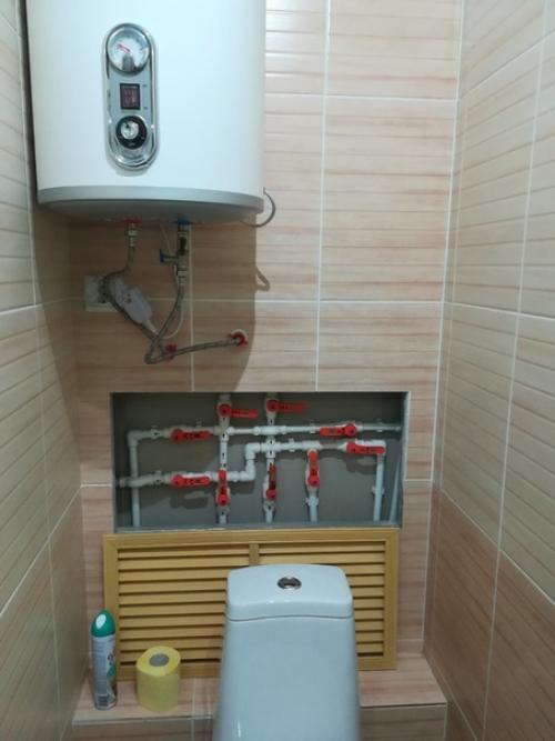 Как вам такой вид ванной комнаты, полы с подогревом от батарей. 04