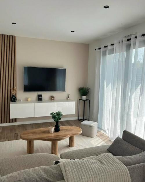 Лучший интерьер гостиной в спокойных тонах зависит от ваших личных предпочтений, размера комнаты и желаемой атмосферы.  