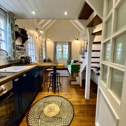 Школа ремонта.  Небольшой домик с хорошей организацией внутри. 02