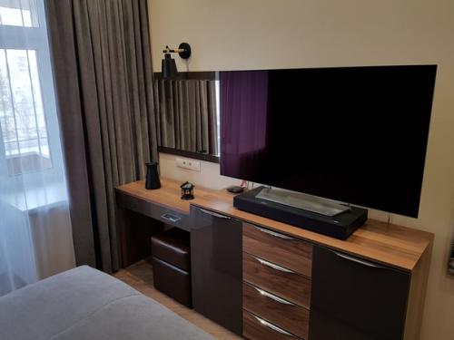 Всем привет!  Оцените дизайн в современном стиле с элементами лофта. 09