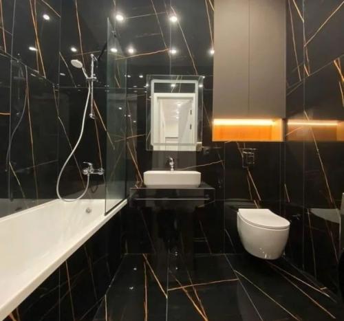 3-х комнатах квартира, площадью 83, 6 квадратных метров. 07