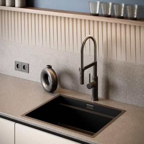 Лаконичная кухня с лёгким применением колор - блокинга. 04