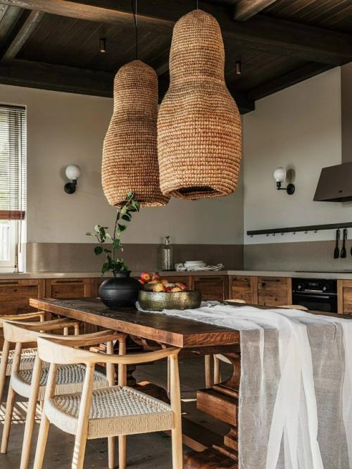 Это воплощение спокойствия, уюта и теплой, солнечной атмосферы французской деревни. 03