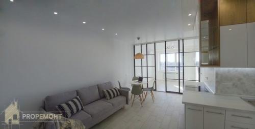 Квартира просторная, очень уютная, светлая, выполнен дизайнерский ремонт. 03