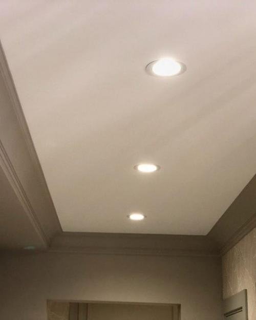 Остались небольшие мелочи и коридор окончен. 07