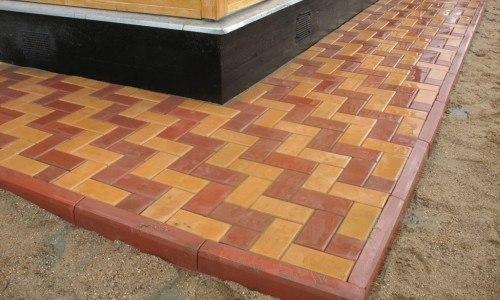 Мы изготавливаем отмостку вокруг дома своими руками. 04