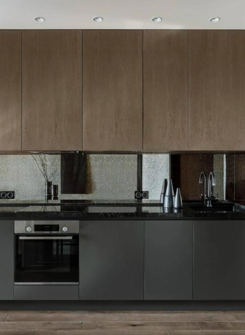 Маленькая квартира на 50-м этаже - и целый мир у ваших окон. 01