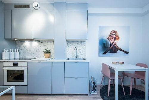 Функциональный дизайн однокомнатной квартиры площадью 25 кв. 01