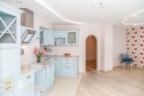 Красивая кухня и очень эффектный санузел после ремонта. 01