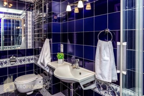 Красивая кухня и очень эффектный санузел после ремонта. 03