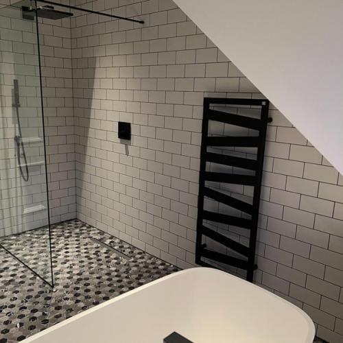 Санузел готов.  Работа велась по дизайн - проекту с авторским надзором. 05