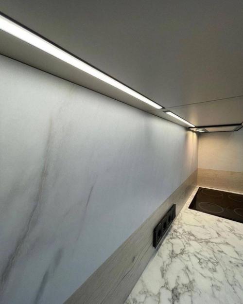 А это наша новая кухня сразу после монтажа. 06