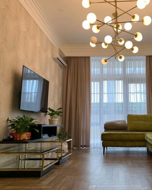 4 х комнатная квартира студия, площадью 151 м 2 + терасса 53 м 2! 07