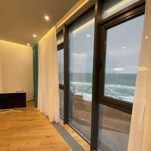 Кухня - гостиная после капитального ремонта. 04