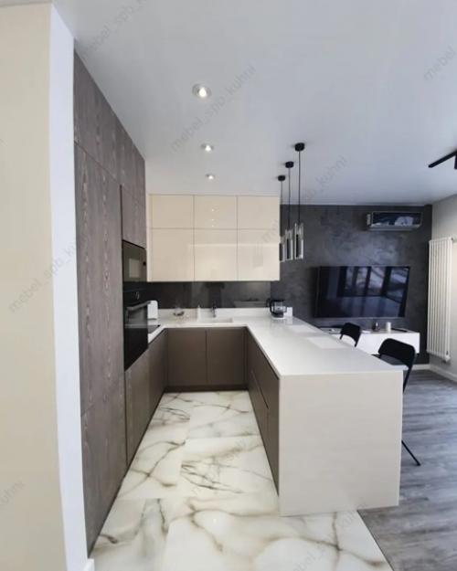 Наша кухня приехала. 07