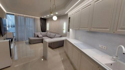 Под продажу 3 комнатная квартира. 07