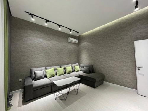 Трешка в новостройке после капитального ремонта. 01