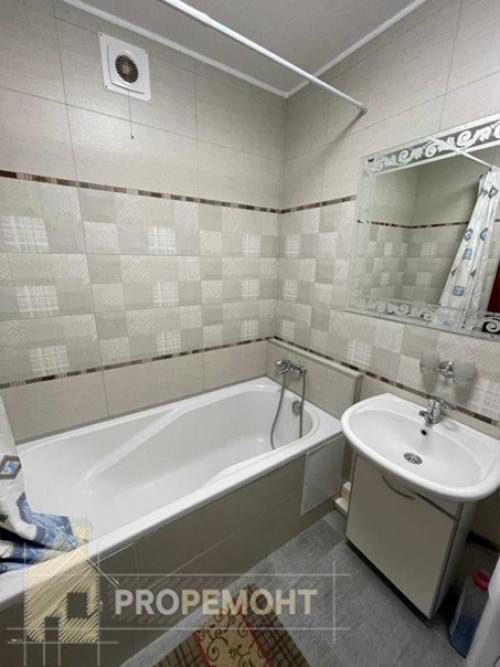 Решили поделиться и нашим ремонтом. 06