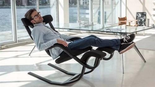 Идеальное офисное кресло;. 03