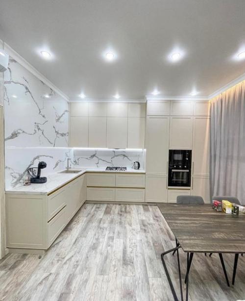 Кухня готова и можно показать. 03