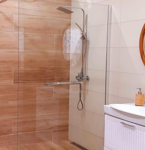 Нашеи даче чуть более 40 лет, последние 20 лет она находилась в заброшенном состоянии. 06