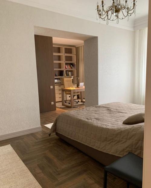 4 х комнатная квартира студия, площадью 151 м 2 + терасса 53 м 2! 03