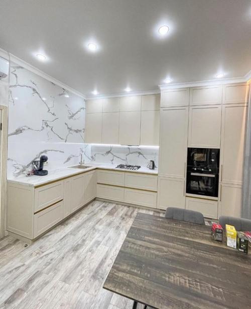 Кухня готова и можно показать. 05