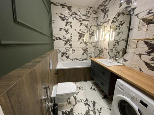 Спланирована квартира в 2 отдельные спальни и кухню - гостиную. 05