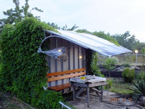 Вот такой светильник на дачу (в беседку. 02