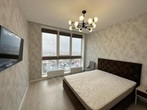 65 кв.  м после капитального ремонта. 03