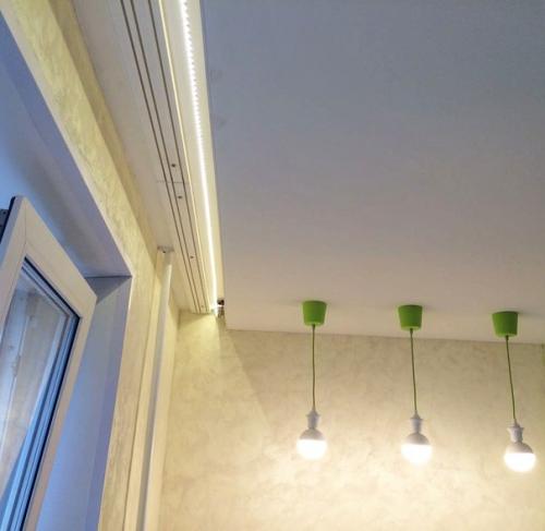 Сделали ремонт большой комнаты 18 кв. 04