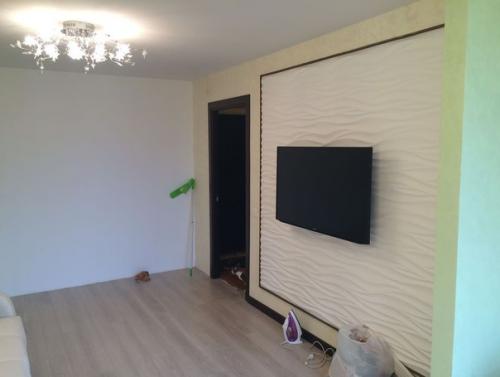 Сделали ремонт большой комнаты 18 кв. 07