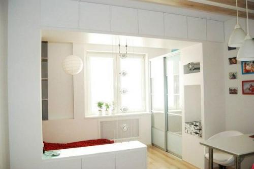 Маленькая квартира - студия в примерно 32 кв. 01