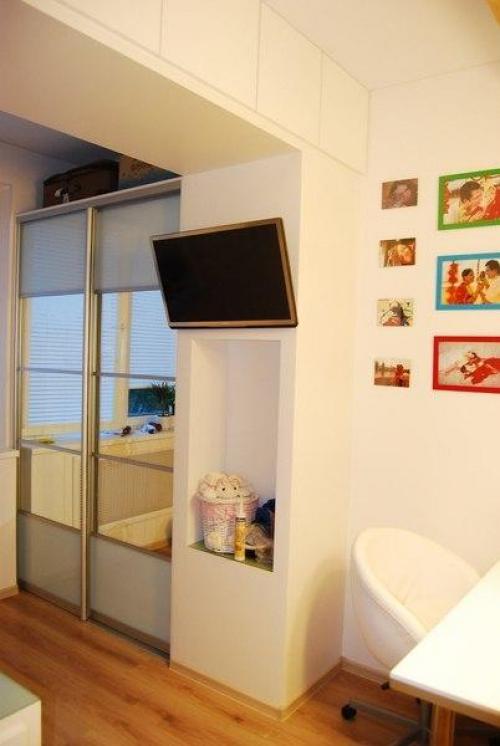 Маленькая квартира - студия в примерно 32 кв. 02