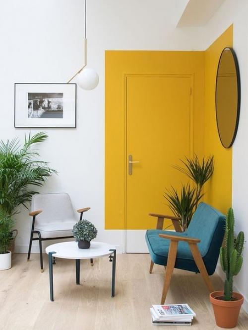 Из основных цветов (мы вспоминаем радугу) желтый - самый легкий и яркий. 05