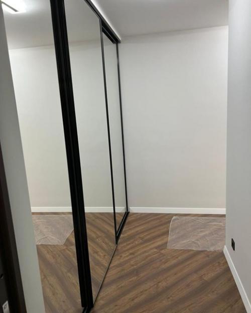 Ремонт в квартире сделан своими руками, каждый уголок сами, без помощников. 03