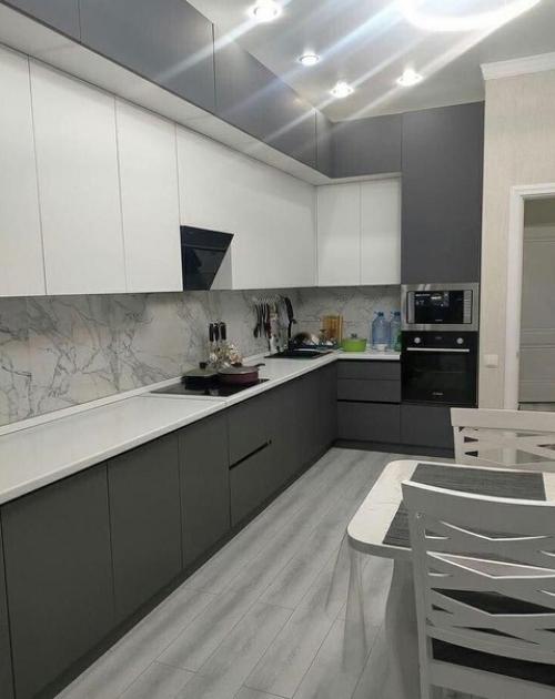 Делая современный ремонт люди от всего лишнего избавляются. 02