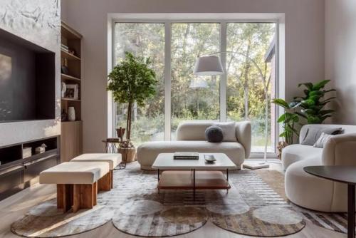 Уютный дом с видом на лес. 03