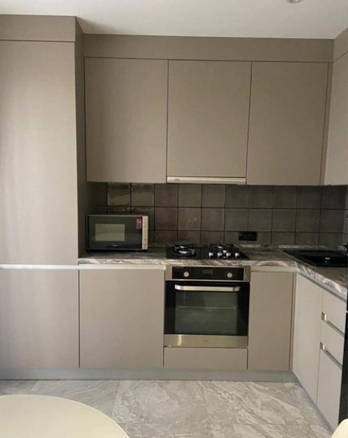 Решили сэкономить деньги и е обращаться к дизайнерам. 02