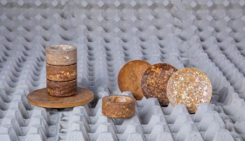 Решать проблему перепотребления можно самыми разными способами. 02