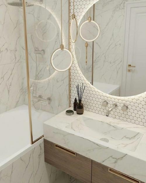 Теплый интерьер с отделкой из белого мрамора. 06